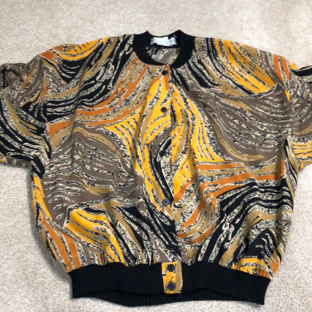 Shirtstrings printed button blouse - Picture 3 of 4